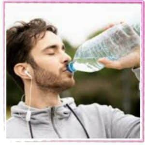 نوشیدن-آب-در-کنترل-وزن-و-کاهش-وزن