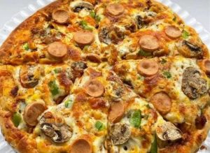 پیتزا-قارچ-و-گوشت-ایتالیایی